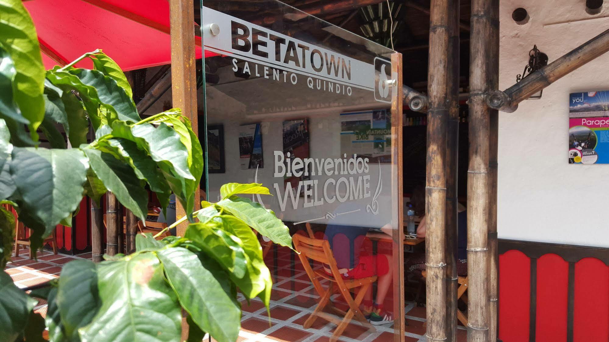 Beta Hotel Саленто Екстериор снимка